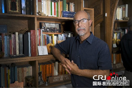 阿根廷学者：中国为世界公共卫生安全作出积极贡献